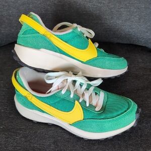 Women's Nike Waffle